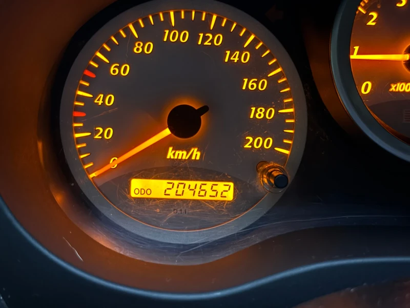 Toyota Rav4 Къса база, снимка 6 - Автомобили и джипове - 52276446