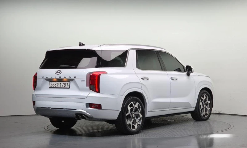 Hyundai Palisade Diesel 2.2 4WD Calligraphy, снимка 2 - Автомобили и джипове - 52071659