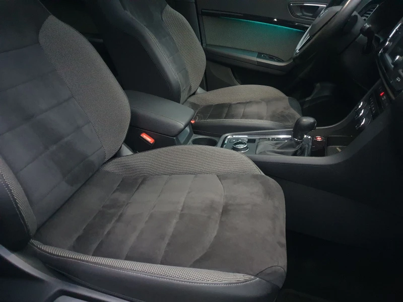 Seat Ateca 1.4 ACT150 ks AUT NAVI  PODGREV KAMERA EURO 6, снимка 9 - Автомобили и джипове - 52242033