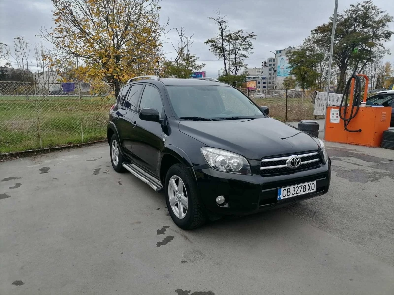 Toyota Rav4 2.2, снимка 3 - Автомобили и джипове - 52324628
