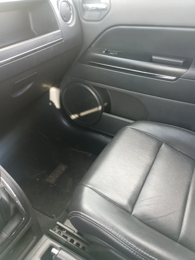 Jeep Compass, снимка 5 - Автомобили и джипове - 52611219