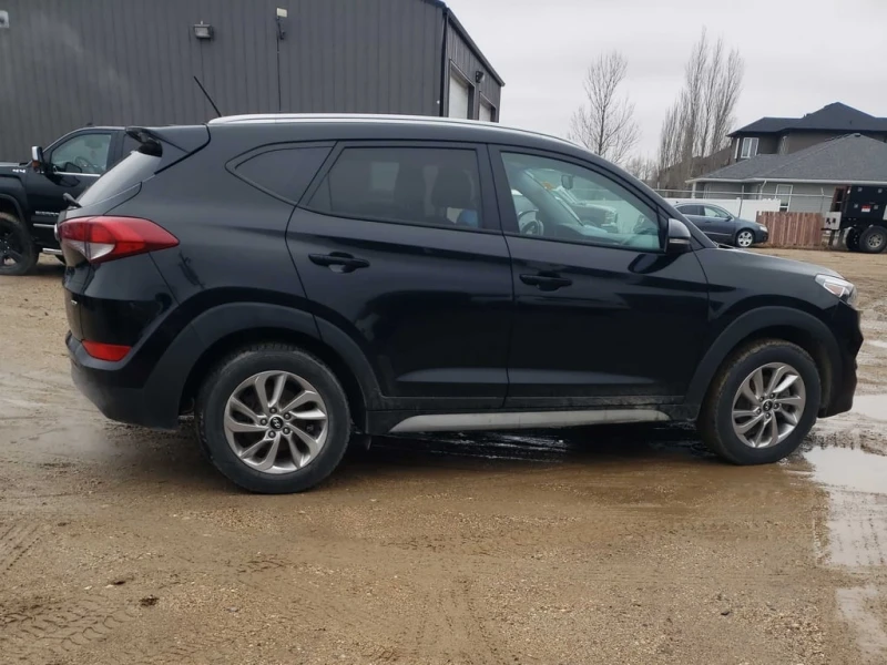 Hyundai Tucson * Premium * CARFAX * БЕЗ ПЪРВОНАЧАЛНА ВНОСКА, снимка 3 - Автомобили и джипове - 53151955