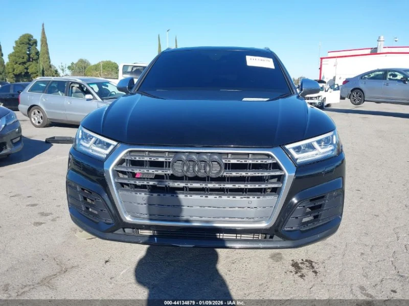 Audi SQ5 3.0L V-6 DI, DOHC, VVT, TURBO, 354HP All Wheel, снимка 4 - Автомобили и джипове - 53343584