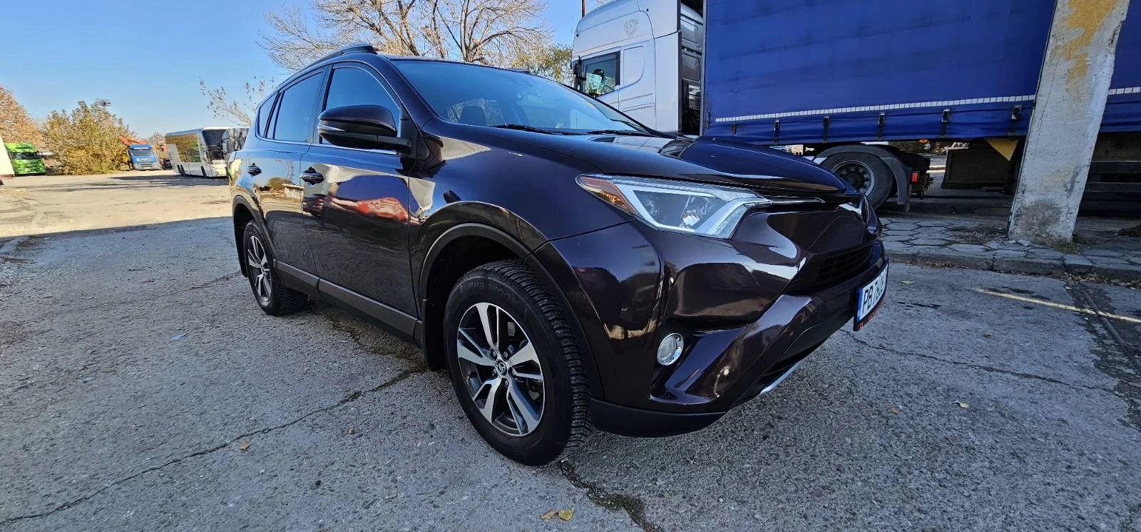 Toyota Rav4 2.5 XLE AWD - изображение 7