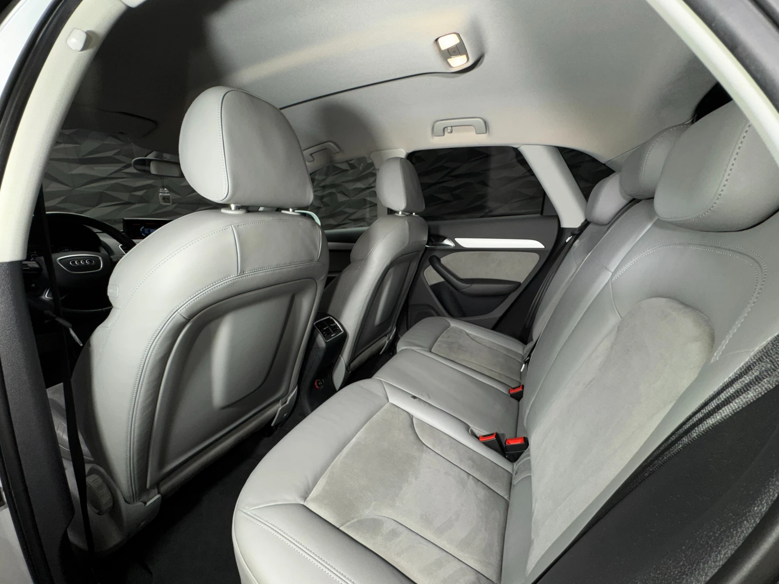 Audi Q3 Quattro S-tronic* Парктроник* Navi - изображение 8