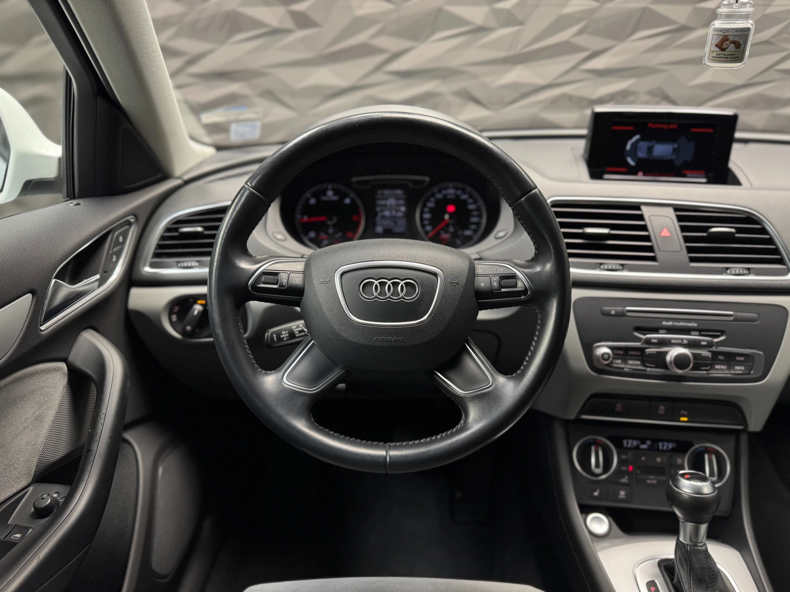 Audi Q3 Quattro S-tronic* Парктроник* Navi - изображение 6