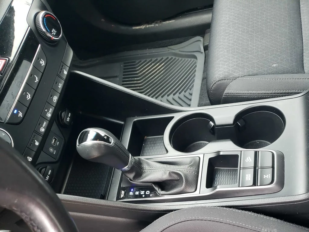 Hyundai Tucson * Premium * CARFAX * БЕЗ ПЪРВОНАЧАЛНА ВНОСКА - изображение 9