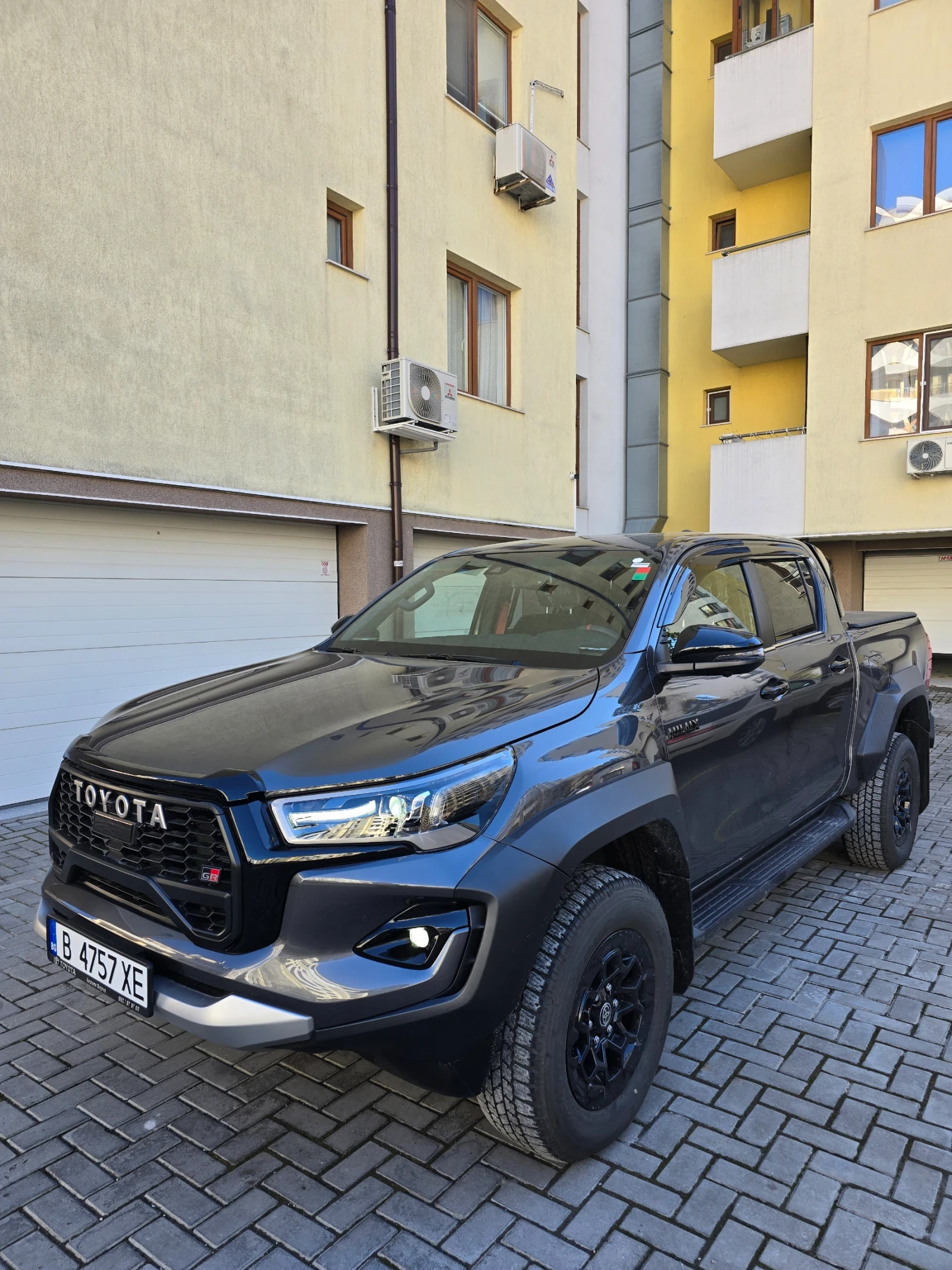 Toyota Hilux TOYOTA HILUX GR2, 2.8 DOUBLE CAB, НАЛИЧЕН , снимка 2 - Автомобили и джипове - 53813923