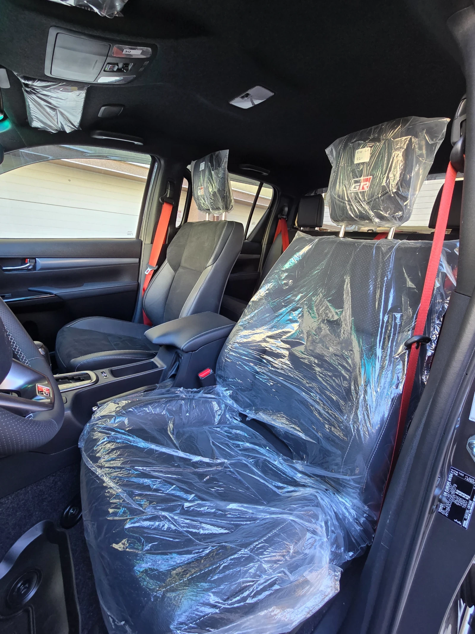 Toyota Hilux TOYOTA HILUX GR2, 2.8 DOUBLE CAB, НАЛИЧЕН , снимка 11 - Автомобили и джипове - 53813923