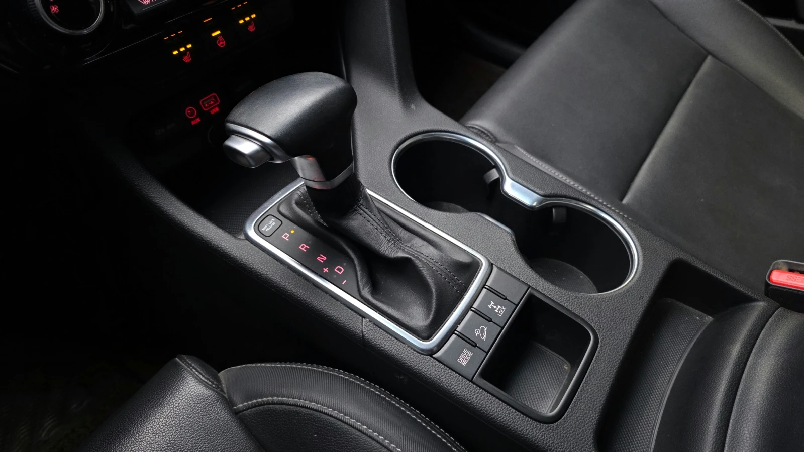 Kia Sportage 2.0 4WD PRESTIGE autogeorge.com, снимка 8 - Автомобили и джипове - 54132039