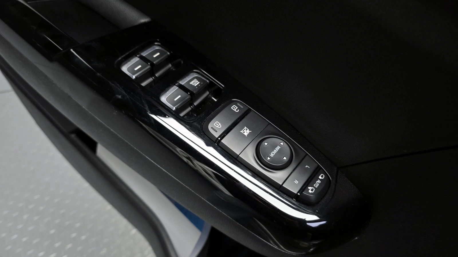 Kia Sportage 2.0 4WD PRESTIGE autogeorge.com, снимка 17 - Автомобили и джипове - 54132039