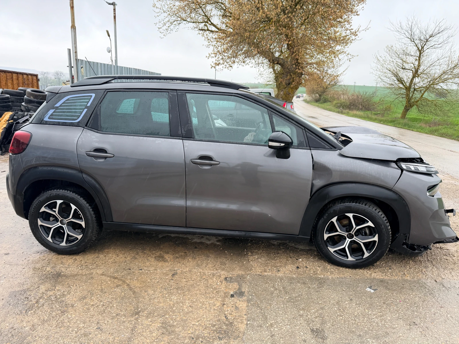 Citroen C3 Aircross 1.2 PureTech, снимка 3 - Автомобили и джипове - 54321062