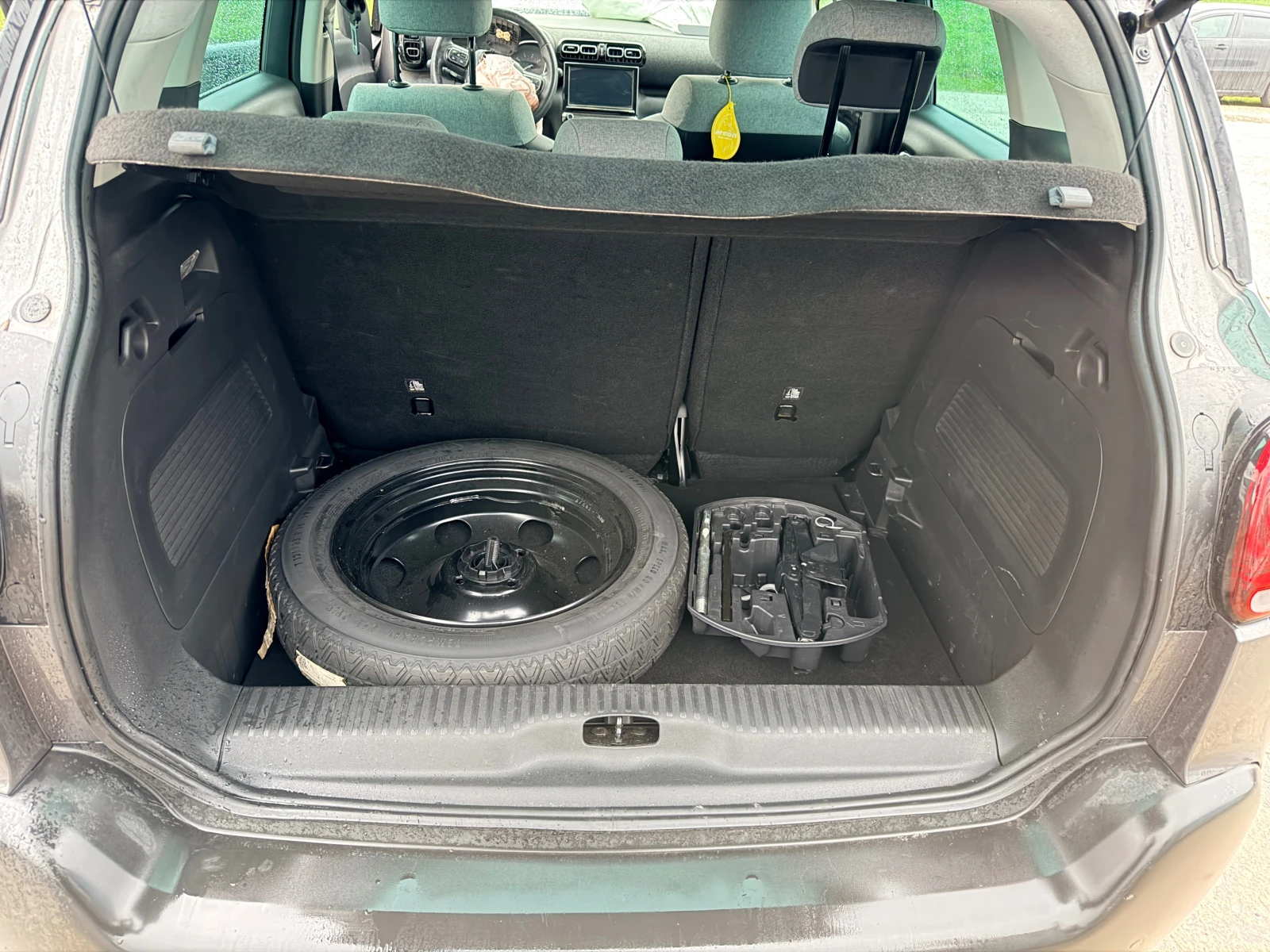 Citroen C3 Aircross 1.2 PureTech, снимка 13 - Автомобили и джипове - 54321062