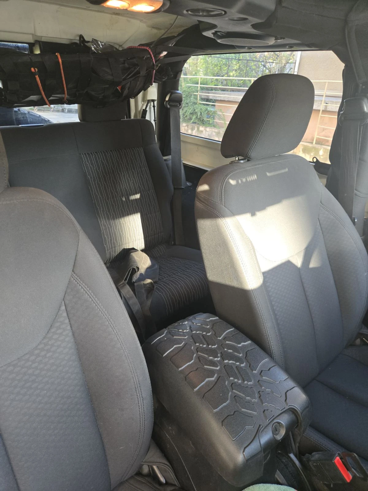 Jeep Wrangler SPORT, снимка 9 - Автомобили и джипове - 54339979