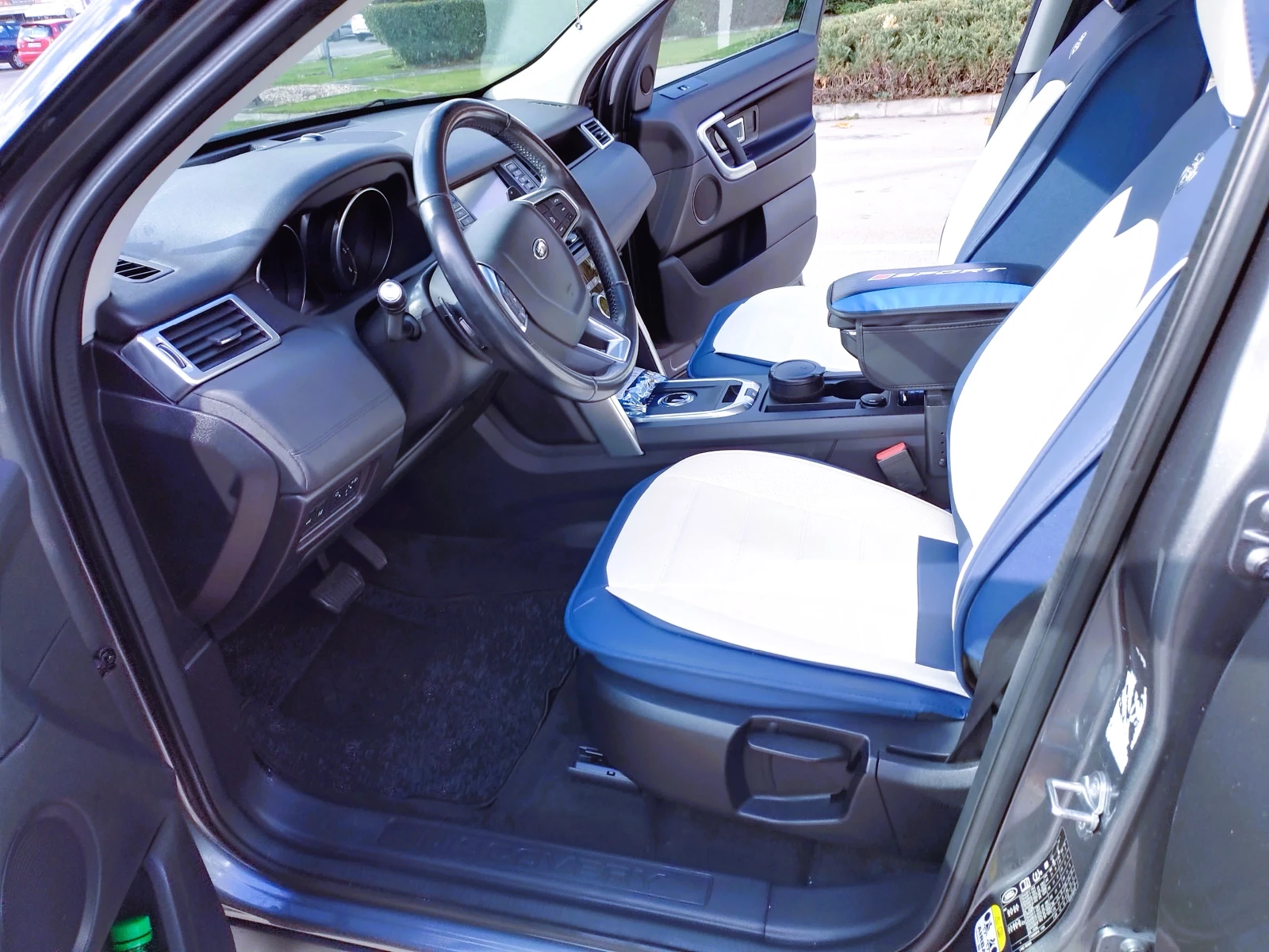 Land Rover Discovery Sport 2.0D -Limited Edition , снимка 9 - Автомобили и джипове - 54570453