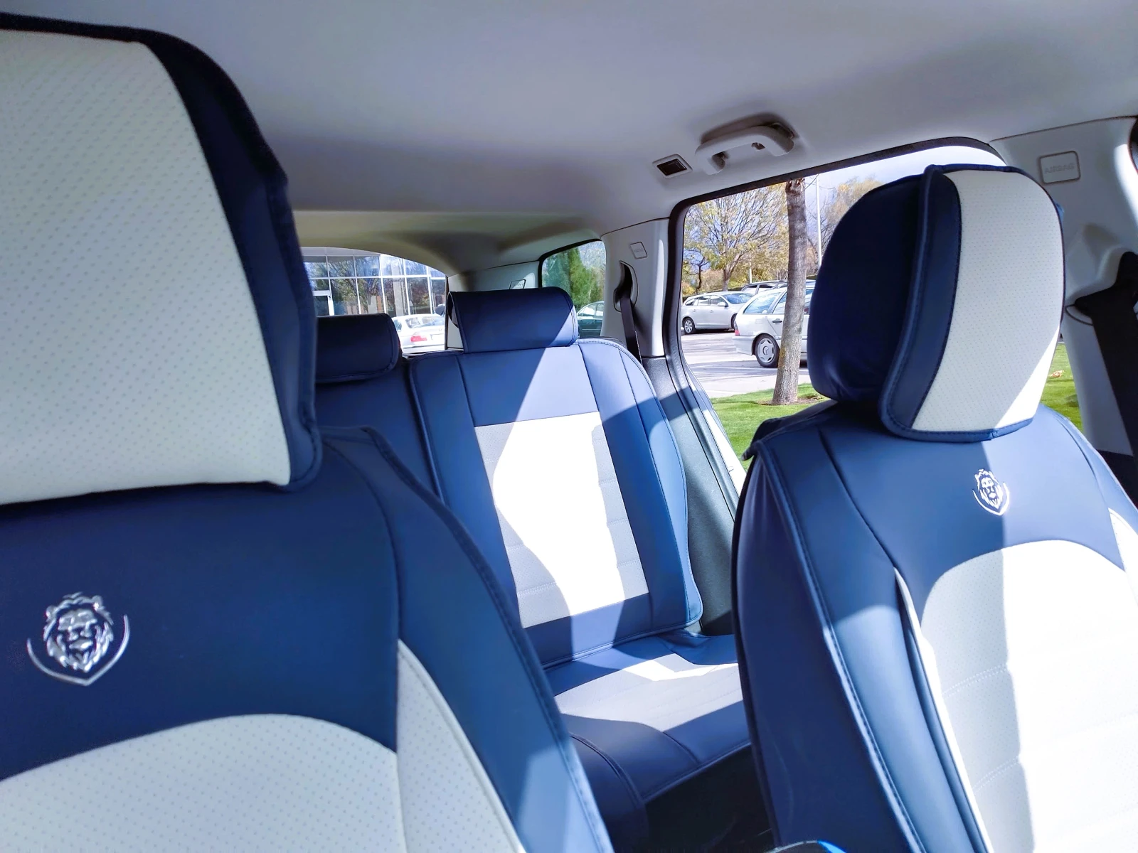 Land Rover Discovery Sport 2.0D -Limited Edition , снимка 11 - Автомобили и джипове - 54570453