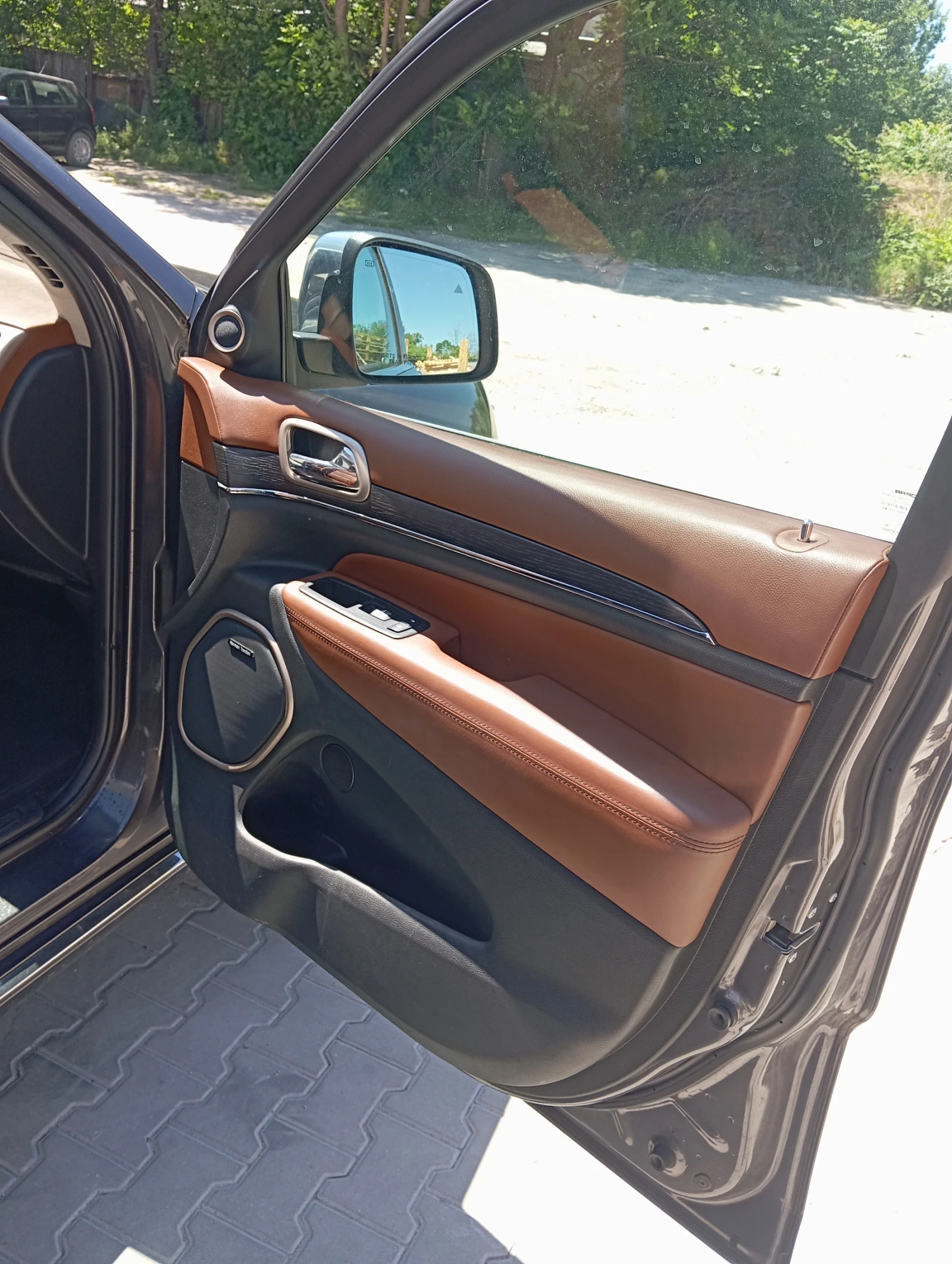 Jeep Grand cherokee, снимка 9 - Автомобили и джипове - 54719457