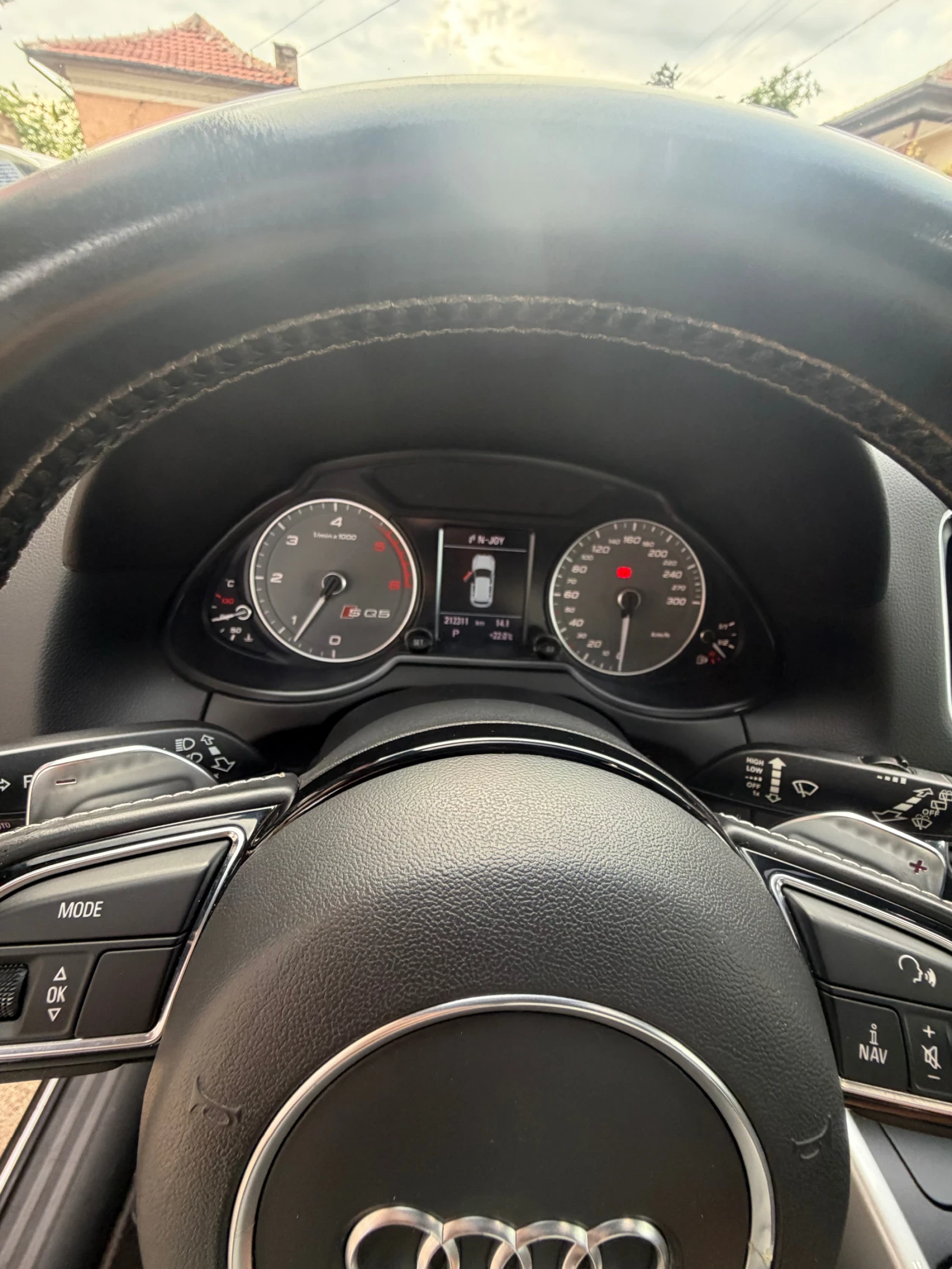Audi SQ5, снимка 12 - Автомобили и джипове - 54723248
