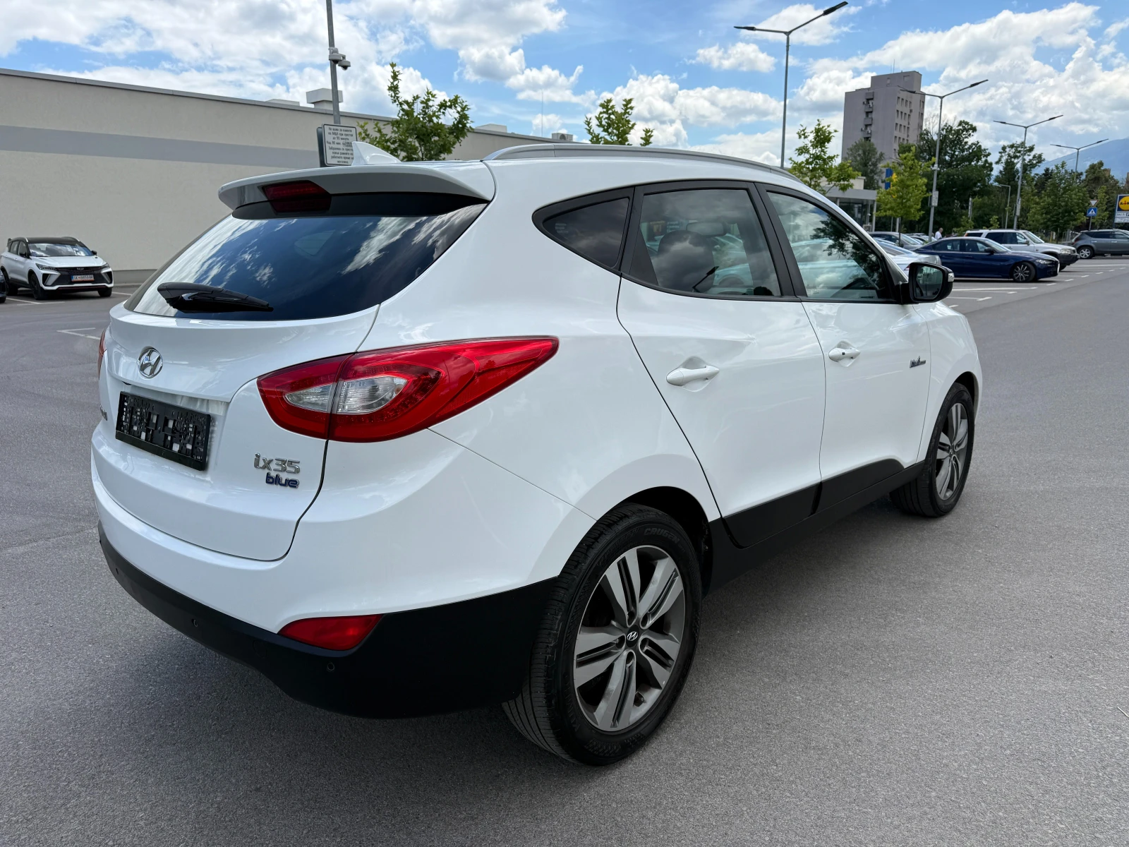 Hyundai IX35 1.7CRDI* NAVI* КАМЕРА* ПАНОРАМА* FULL* , снимка 4 - Автомобили и джипове - 54893200
