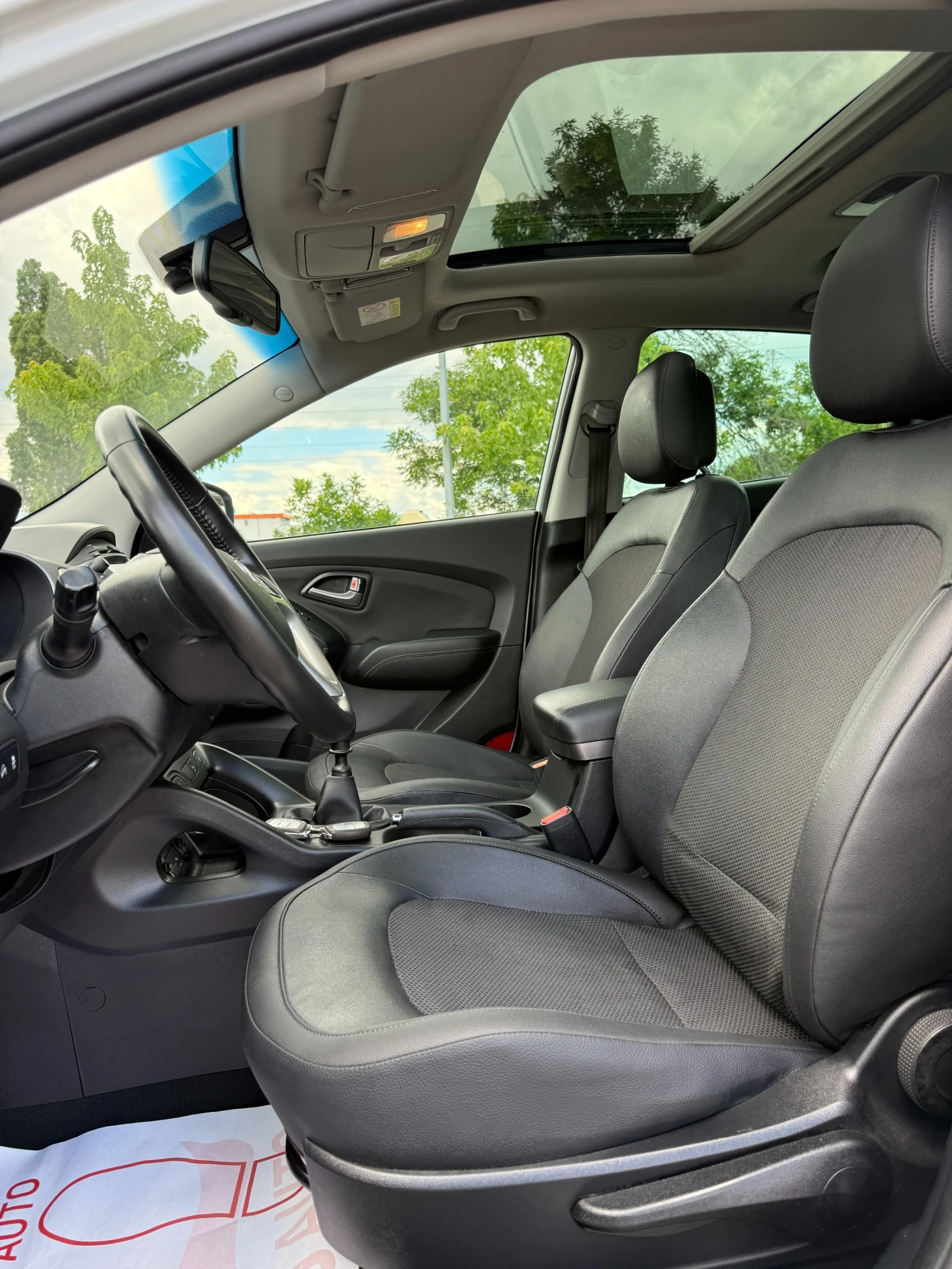 Hyundai IX35 1.7CRDI* NAVI* КАМЕРА* ПАНОРАМА* FULL* , снимка 7 - Автомобили и джипове - 54893200
