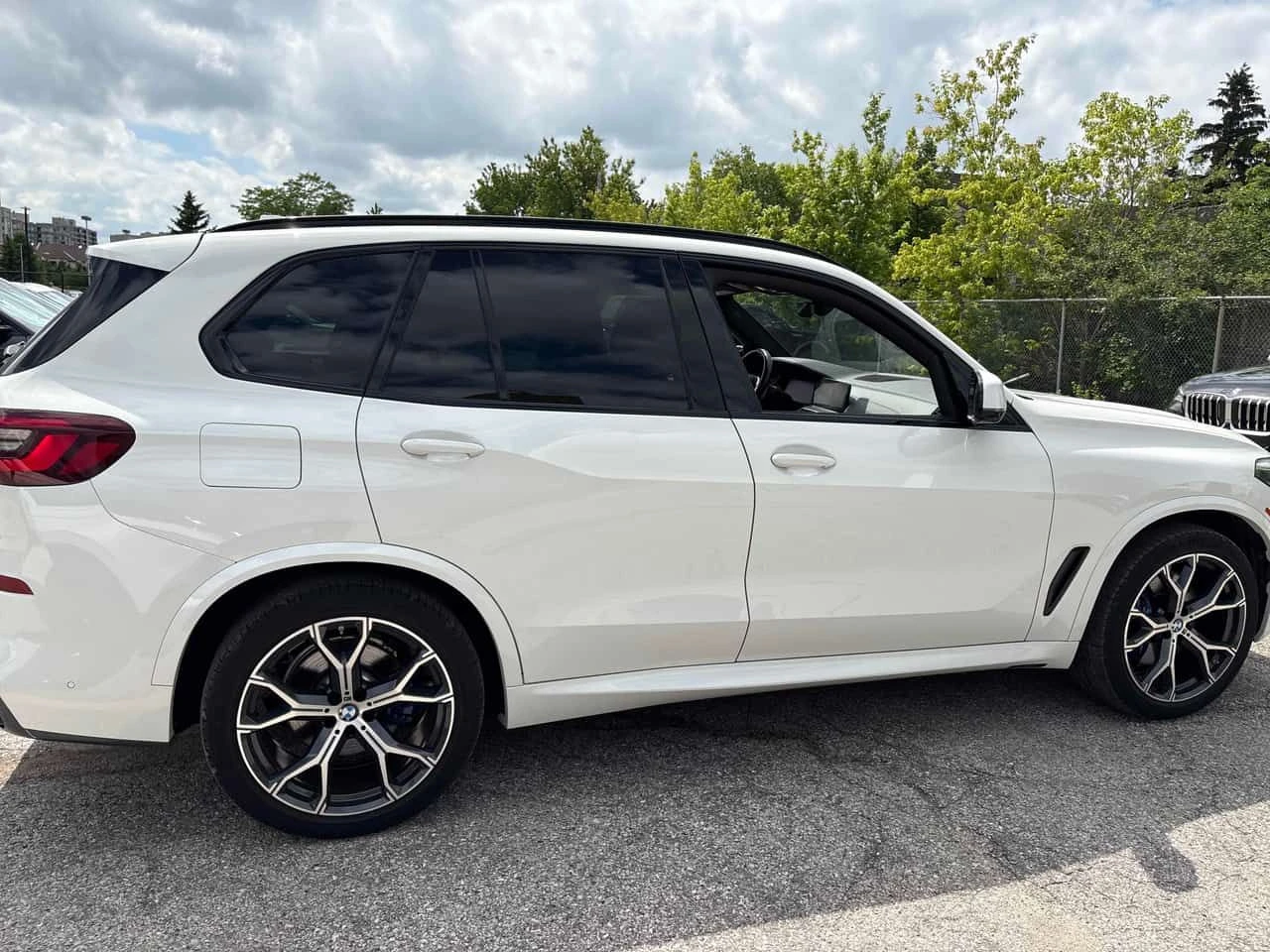 BMW X5 * xDrive40i * CARFAX * ПОДГРЕВИ * ПАНО * KEYLESS, снимка 16 - Автомобили и джипове - 54976487