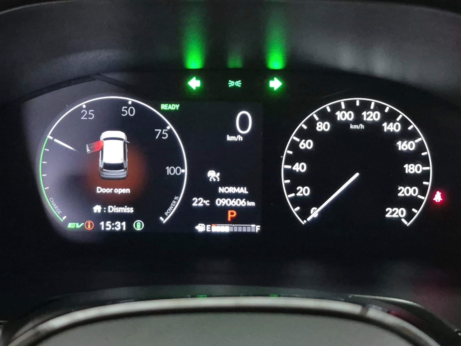 Honda Cr-v 2023 Honda CR-V Hybrid Touring AWD, снимка 10 - Автомобили и джипове - 55191180