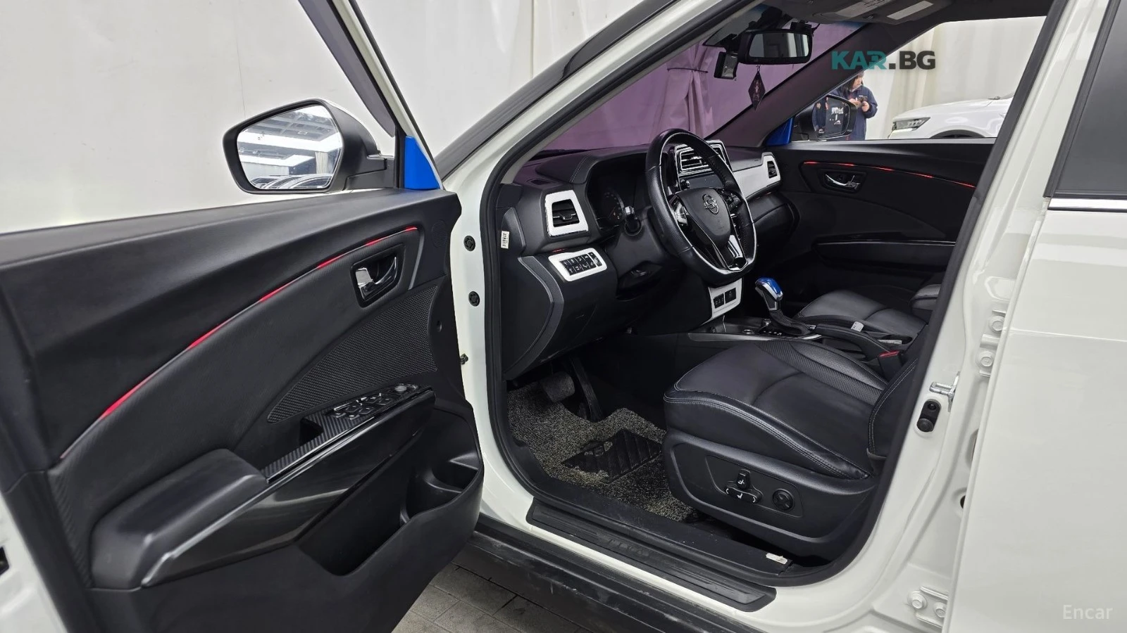 SsangYong Tivoli 1.5* V3* 4WD* КОЖА* ПОДГРЕВ* ОБДУХВАНЕ* КАМЕРА* , снимка 10 - Автомобили и джипове - 55314903