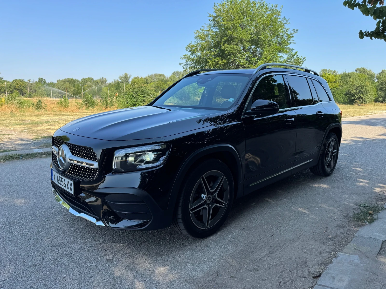 Mercedes-Benz GLB 220CDI 4 MATIC AMG, снимка 8 - Автомобили и джипове - 55591949