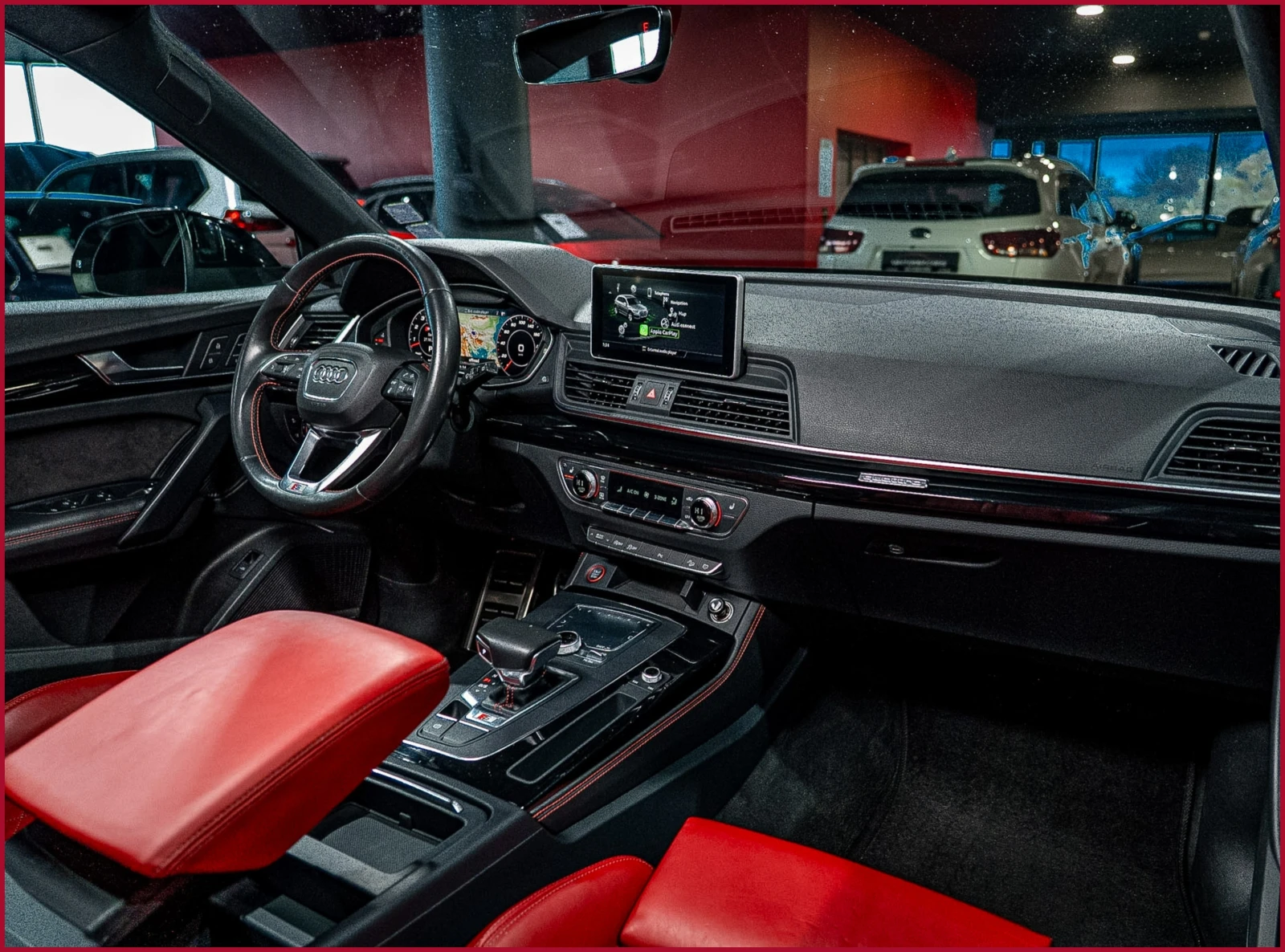 Audi SQ5 3.0TFSI* Quattro* B&O, снимка 14 - Автомобили и джипове - 56705110