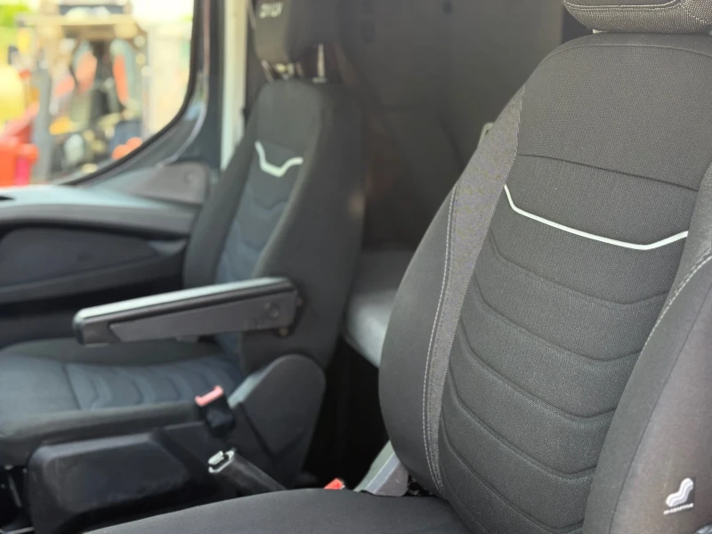 Iveco Daily 35s18, снимка 8 - Бусове и автобуси - 52654049