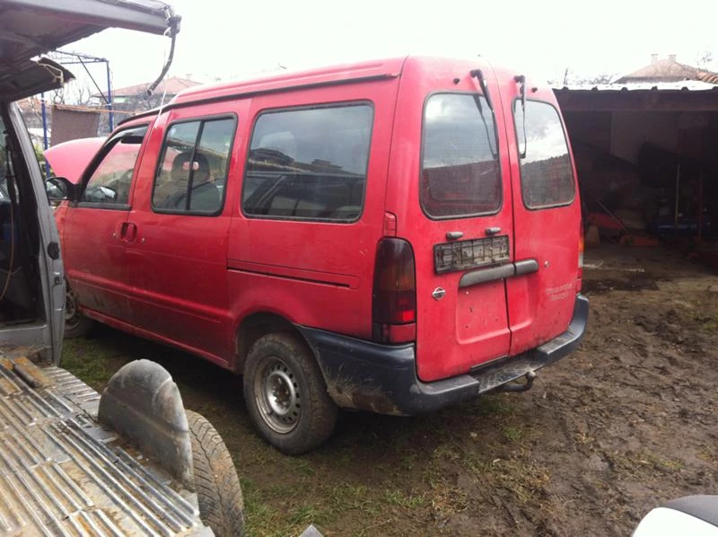 Nissan Vanette 2,3 D-на части, снимка 5 - Бусове и автобуси - 44176091