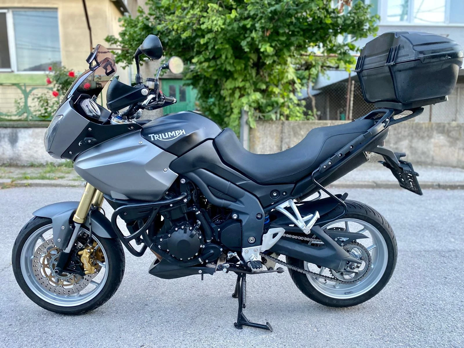 Triumph Tiger Tiger 1050cc, снимка 2 - Мотоциклети и мототехника - 54948351