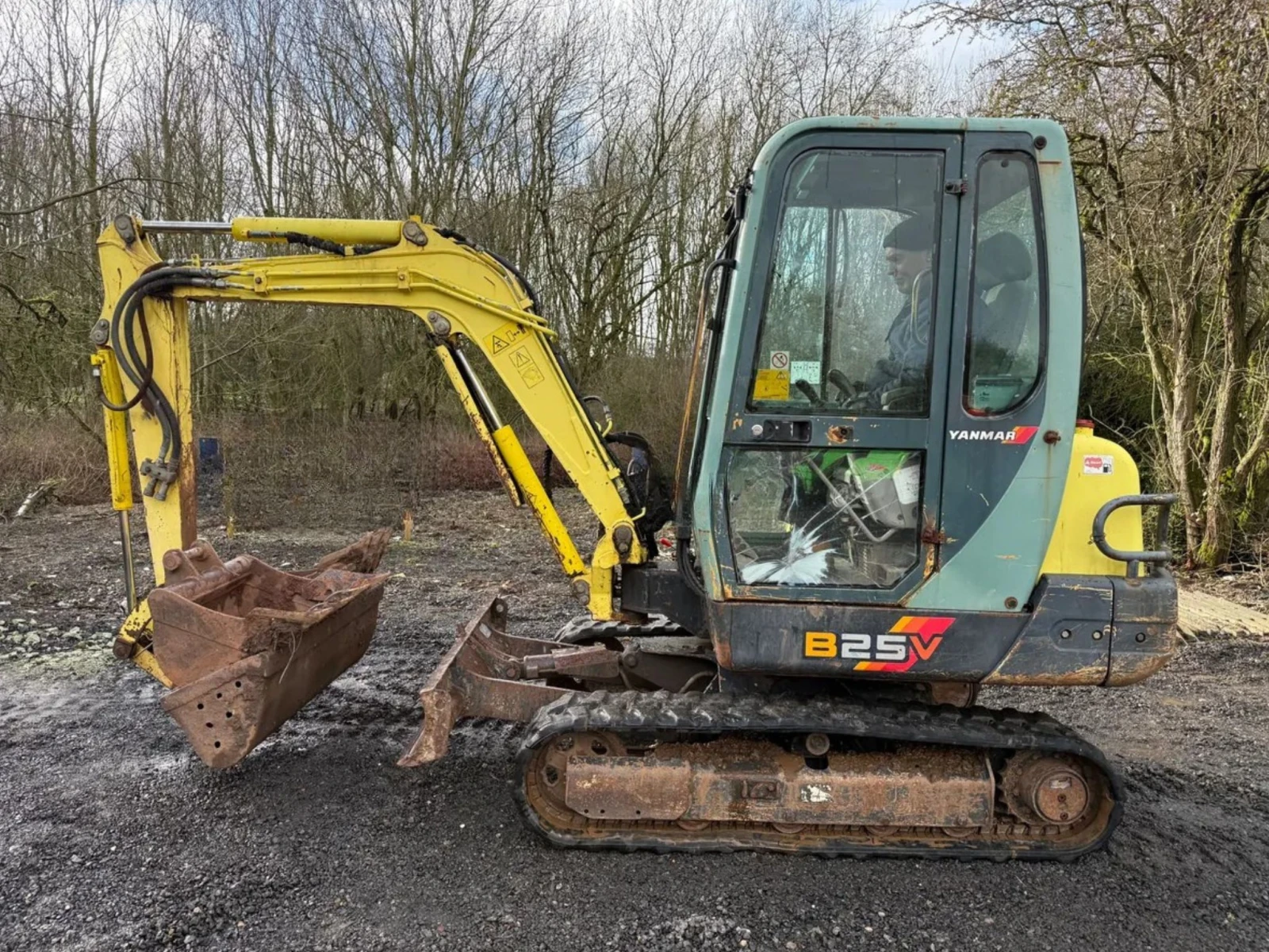Багер Yanmar B25, снимка 3 - Индустриална техника - 53948033