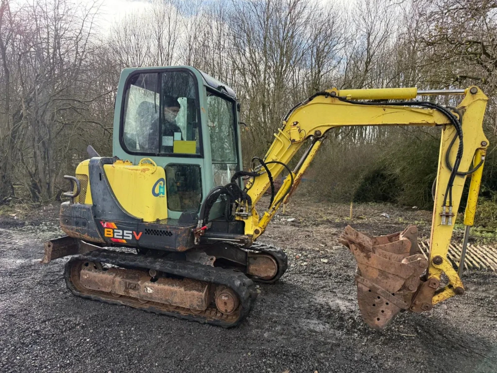 Багер Yanmar B25 | Auto.bg — изображение 1