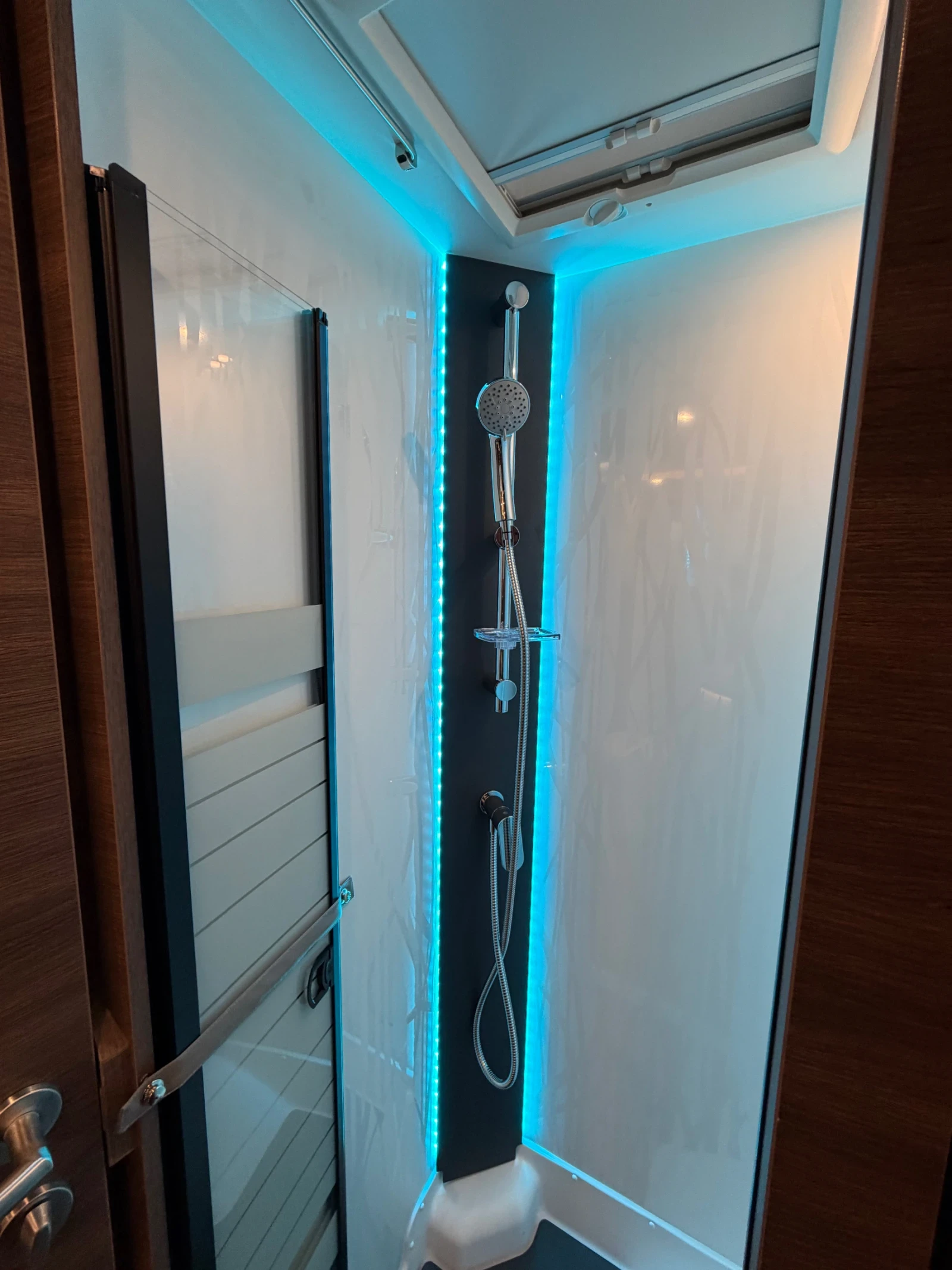 ������ Rapido 8066 DF AL-KO ����� ���*  | Mobile.bg � ����������� 4