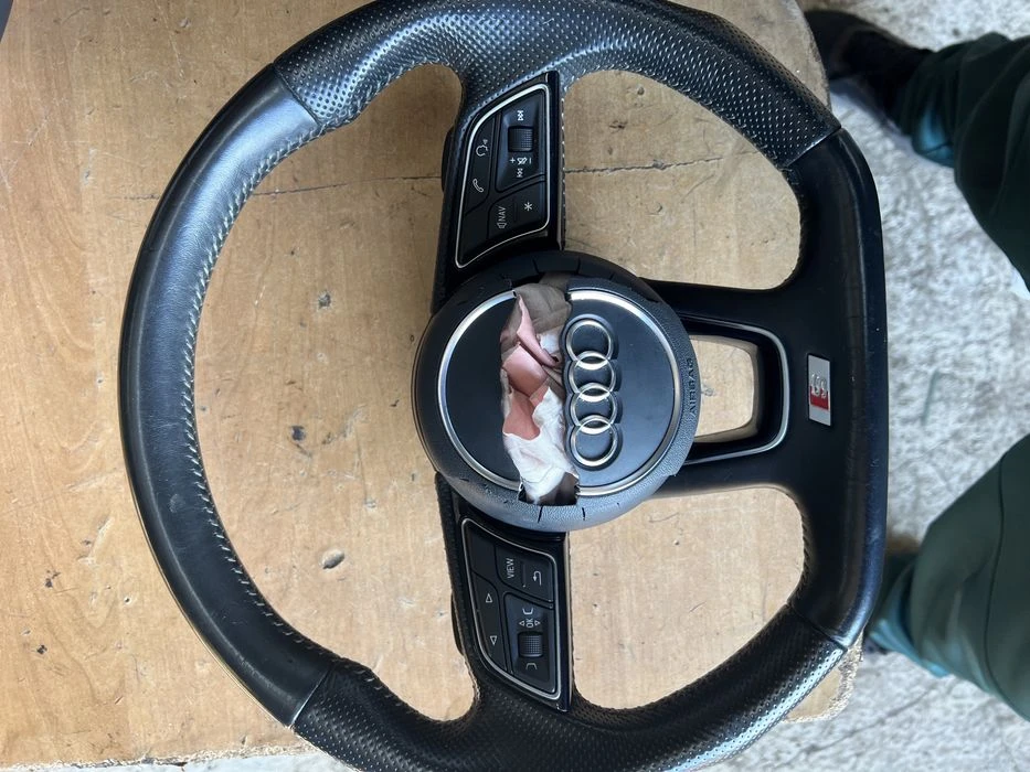 Оригинален волан за Ауди Audi A4 A5 Q5 A6 8w0419091 рязан Sline