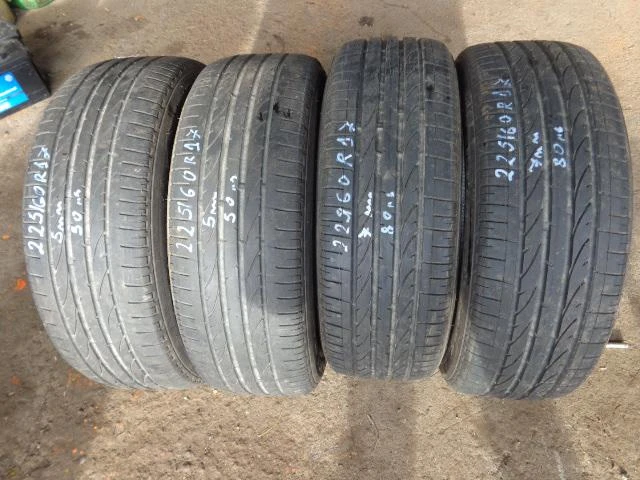 Гуми Летни 225/60R17, снимка 2 - Гуми и джанти - 20324381