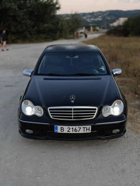 Mercedes-Benz C 320, снимка 3