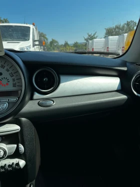 Mini Cooper Дизел автомат, снимка 11