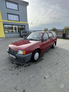Opel Kadett 1.3 LPG 1987 гаражна, снимка 4