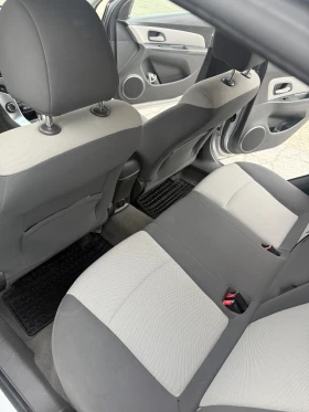 Chevrolet Cruze - 5200 € / 10170.32 лв. - 32673292 9