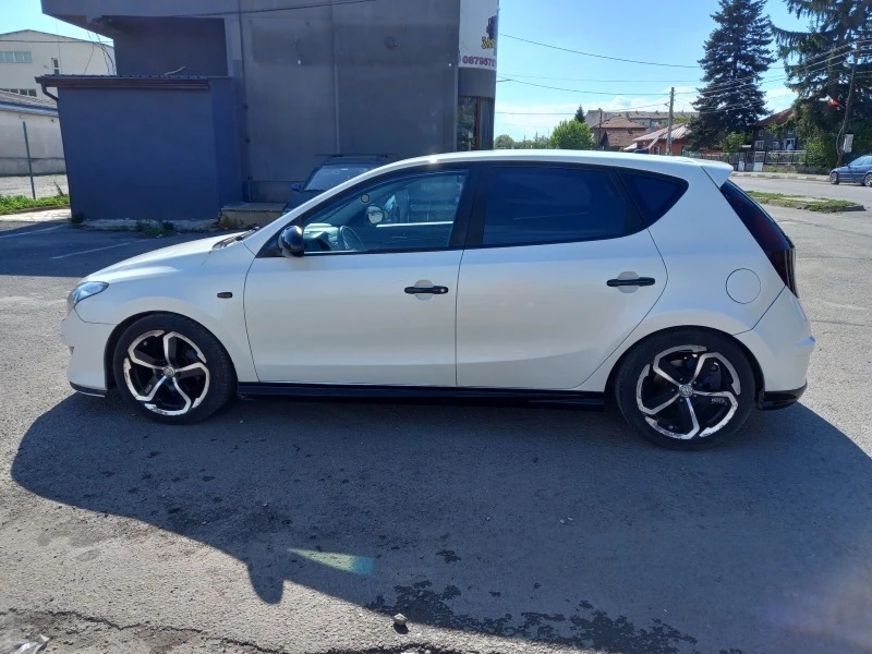 Hyundai I30 1.6crdi 115к.с, снимка 4 - Автомобили и джипове - 45482889