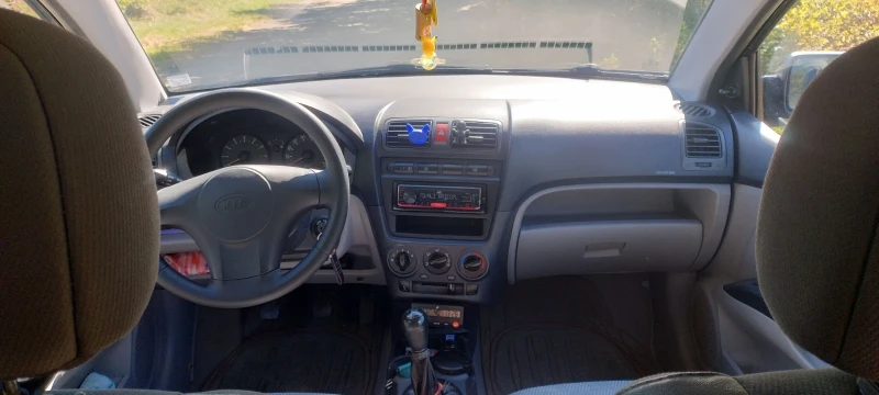 Kia Picanto 1.0 i, снимка 11 - Автомобили и джипове - 47422232