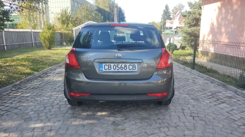 Kia Ceed 1.4 benzin, снимка 6 - Автомобили и джипове - 47538105