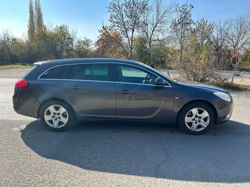 Opel Insignia, снимка 4 - Автомобили и джипове - 47816426