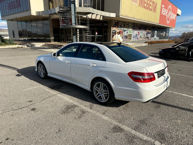 Mercedes-Benz E 220 AMG Швейцария, снимка 9 - Автомобили и джипове - 48212777