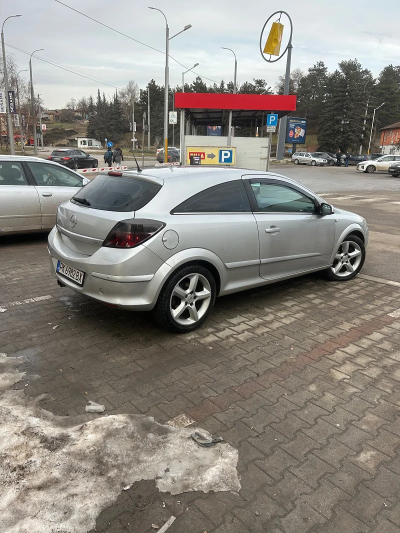 Opel Astra Gtc, снимка 5 - Автомобили и джипове - 48836845