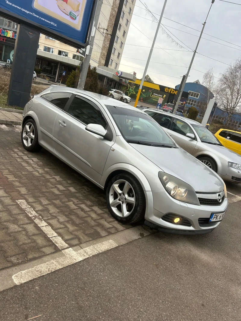 Opel Astra Gtc, снимка 2 - Автомобили и джипове - 48836845