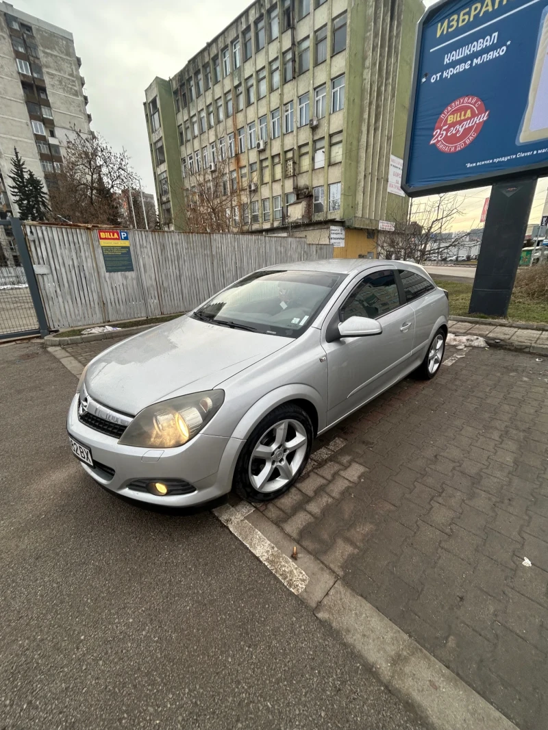 Opel Astra Gtc, снимка 1 - Автомобили и джипове - 48836845