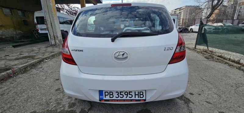 Hyundai I20, снимка 9 - Автомобили и джипове - 48903979